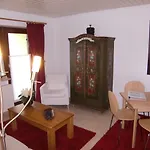 Garni Zeranka 招待所